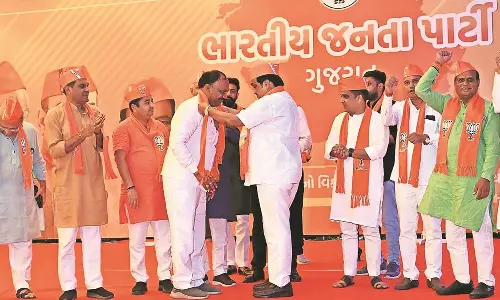 വിഭാഗീയത മടുത്തു, ഇനി വികസനോന്മുഖ പാർട്ടിക്കൊപ്പം; മുൻ കോൺഗ്രസ് എം.എൽ.എ ബി.ജെ.പിയിൽ