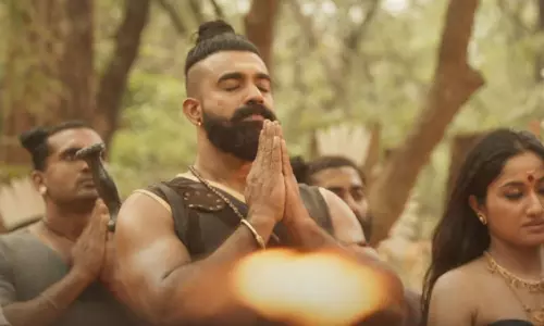 ഇത് ഒരുണര്‍ത്തു പാട്ടാണ്; പത്തൊമ്പതാം നൂറ്റാണ്ടിലെ ആദ്യ ഗാനമെത്തി