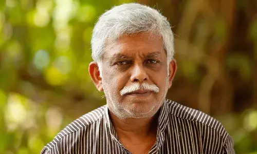 സിവിക് ചന്ദ്രന് മുൻകൂർ ജാമ്യം അനുവദിച്ച ജഡ്ജിക്ക് സ്ഥലം മാറ്റം