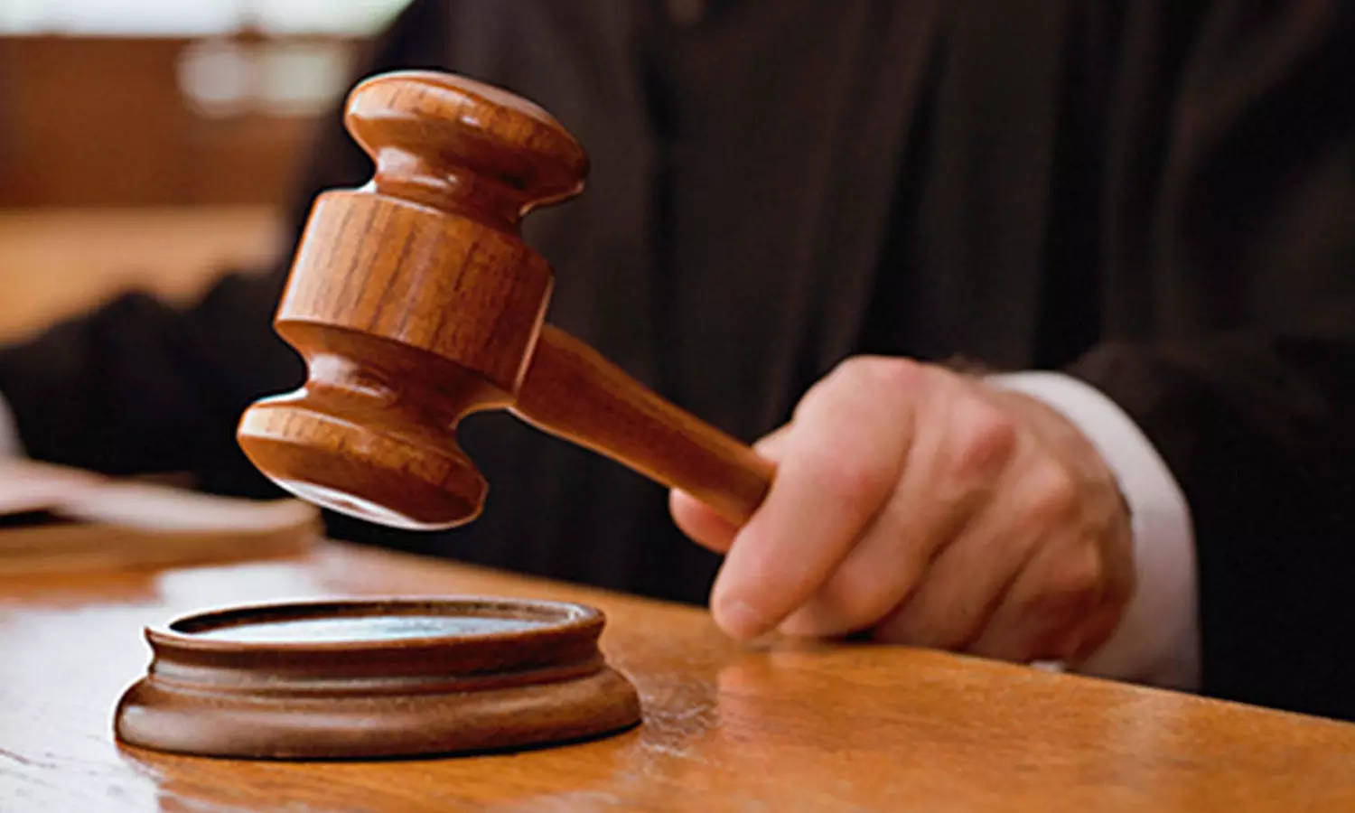 ലൈംഗികാതിക്രമക്കേസിലെ ഇരയും പ്രതിയും വിവാഹിതരായി; യുവാവിനെതിരായ നിയമനടപടികൾ റദ്ദാക്കി കോടതി ലൈംഗികാതിക്രമക്കേസിലെ ഇരയും പ്രതിയും വിവാഹിതരായി; യുവാവിനെതിരായ നിയമനടപടികൾ റദ്ദാക്കി കോടതി