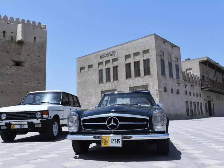 ബഹ്‌റൈനിൽ പഴയ ക്ലാസിക് വാഹനങ്ങളുടെ   നമ്പർ പ്ലേറ്റുകൾക്ക് മാറ്റം കൊണ്ടുവരുന്നു