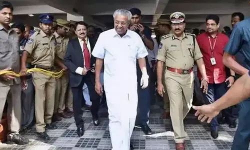 ചെലവ് പുറത്ത് പറഞ്ഞാൽ സുരക്ഷയെ ബാധിക്കും; പരസ്യപ്പെടുത്താനാവില്ലെന്ന് മുഖ്യമന്ത്രി