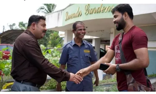 ഫ്ലാറ്റിലെ ജീവിതകാഴ്ചകള്; ശുഭദിനം ട്രയിലര് കാണാം ഫ്ലാറ്റിലെ ജീവിതകാഴ്ചകള്; ശുഭദിനം ട്രയിലര് കാണാം