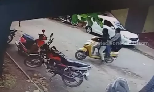 തോക്ക് ചൂണ്ടി മോഷ്ടാക്കൾ രക്ഷപ്പെട്ട കേസ്; പ്രതികൾ വൻ കവർച്ചാ സംഘത്തിലെ കണ്ണികളെന്ന് സൂചന