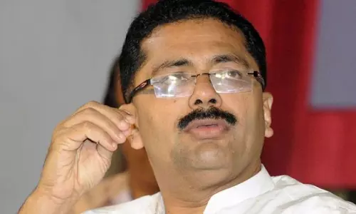 തലപോയാലും ഒരാളെയും കൊയപ്പത്തിലാക്കില്ല, 101 ശതമാനം ഉറപ്പ്- കെ.ടി ജലീല് തലപോയാലും ഒരാളെയും കൊയപ്പത്തിലാക്കില്ല, 101 ശതമാനം ഉറപ്പ്- കെ.ടി ജലീല്