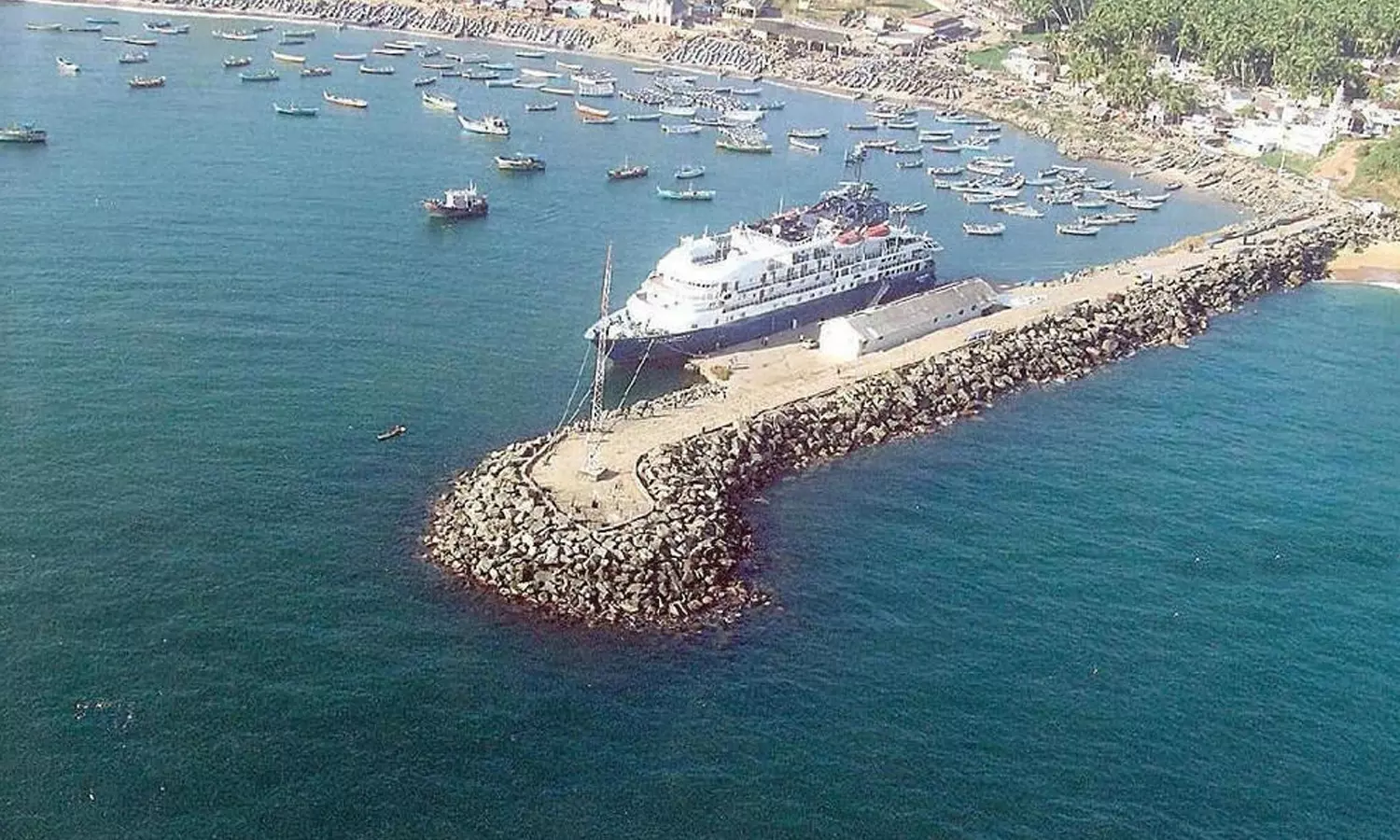 വിഴിഞ്ഞം തീരശോഷണം : കാലാവസ്ഥ വ്യതിയാനമോ അശാസ്ത്രീയ നിർമാണമോ? വിഴിഞ്ഞം തീരശോഷണം : കാലാവസ്ഥ വ്യതിയാനമോ അശാസ്ത്രീയ നിർമാണമോ?