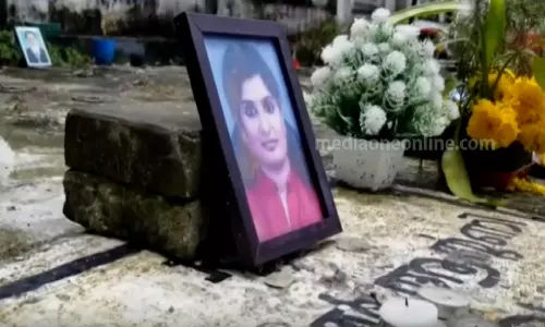 ആത്മഹത്യയെന്ന്  സംശയം, ഒടുവിൽ കൊലപാതകമെന്ന് വെളിപ്പെടുത്തൽ; ഡെൻസിയുടെ മൃതദേഹം പുറത്തെടുക്കും