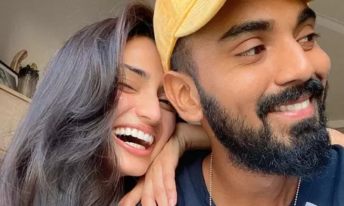 തിരക്കൊഴിഞ്ഞിട്ട് വേണ്ടേ കല്യാണം; രാഹുല്‍-ആതിയ വിവാഹത്തെക്കുറിച്ച് സുനില്‍ ഷെട്ടി