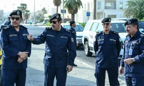 താമസനിയമലംഘകരെ കണ്ടെത്താൻ   കുവൈത്തിൽ പൊലീസിന്റെ മിന്നൽ പരിശോധന