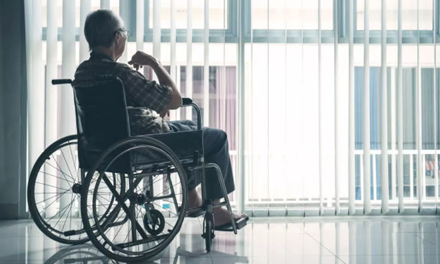 വൈറ്റമിൻ ബി6ന്റെ അളവു കൂടി: നടക്കാനാവാതെ 86കാരൻ