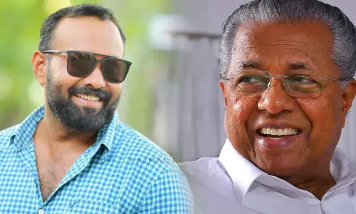 റെക്കോര്‍ഡ് തൂക്കിയടിച്ചിട്ടേ പിണറായി മുഖ്യമന്ത്രി സ്ഥാനം ഒഴിയാവൂ; ഒമര്‍ ലുലു