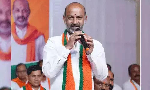 തെലങ്കാന ബിജെപി അധ്യക്ഷന്റെ പദയാത്ര   പുനഃരാരംഭിക്കാൻ ഹൈക്കോടതിയുടെ അനുമതി