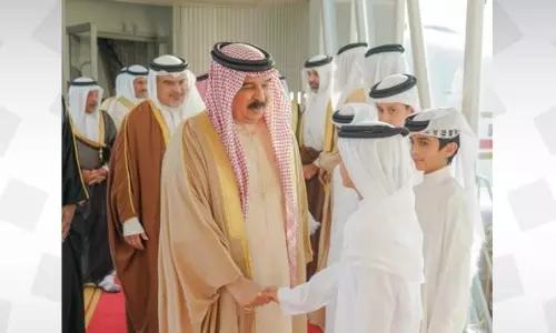 ബഹ്‌റൈൻ രാജാവ് ഈജിപ്തിൽനിന്ന് മടങ്ങിയെത്തി