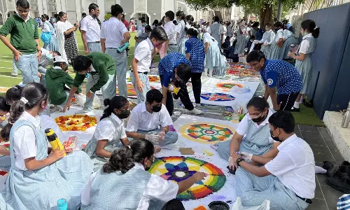 200 പൂക്കളങ്ങളൊരുക്കി ഗുബ്ര ഇന്ത്യൻ സ്‌കൂൾ വിദ്യാർഥികൾ