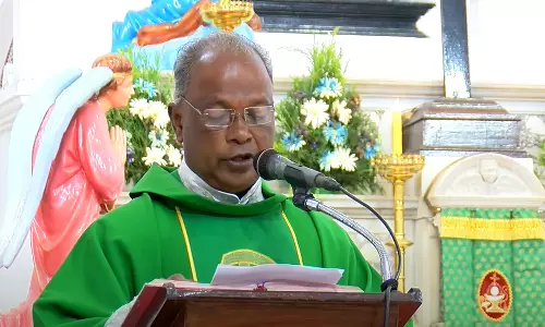 നിലനിൽപ്പിനുള്ള സമരമാണ്, ഒറ്റക്കെട്ടായി മുന്നേറണം: പള്ളികളിൽ സർക്കുലർ വായിച്ച് ലത്തീൻ സഭ നിലനിൽപ്പിനുള്ള സമരമാണ്, ഒറ്റക്കെട്ടായി മുന്നേറണം: പള്ളികളിൽ സർക്കുലർ വായിച്ച് ലത്തീൻ സഭ