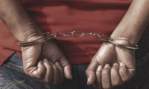 മോഷണത്തിനായി വാഹനങ്ങൾ   തുറക്കാൻ ശ്രമിച്ചയാളെ പിടികൂടി