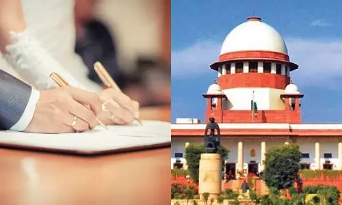 സ്പെഷ്യൽ മാരേജ് ആക്ട്; അപേക്ഷകരുടെ വിവരങ്ങൾ പരസ്യപ്പെടുത്തരുതെന്ന ഹരജി തള്ളി സുപ്രിംകോടതി സ്പെഷ്യൽ മാരേജ് ആക്ട്; അപേക്ഷകരുടെ വിവരങ്ങൾ പരസ്യപ്പെടുത്തരുതെന്ന ഹരജി തള്ളി സുപ്രിംകോടതി