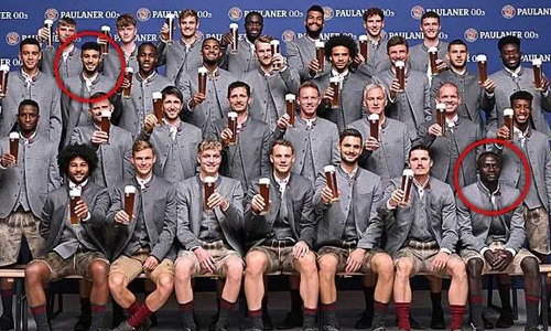 ബിയർ കുപ്പി കൈയിലെടുത്തില്ല; ബയേണിന്റെ ഫോട്ടോഷൂട്ടിൽ വേറിട്ടുനിന്ന് സാദിയോ മാനെ