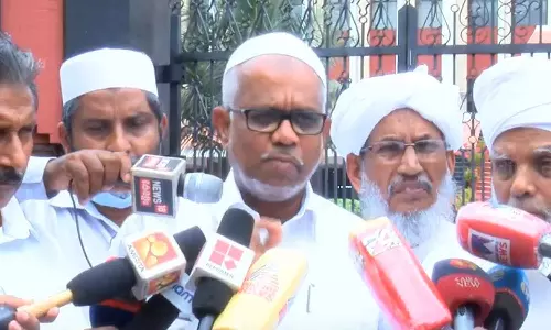 ജെൻഡർ ന്യൂട്രാലിറ്റി: ആശങ്ക വേണ്ടെന്ന് മുഖ്യമന്ത്രി അറിയിച്ചതായി സമസ്ത നേതാക്കൾ ജെൻഡർ ന്യൂട്രാലിറ്റി: ആശങ്ക വേണ്ടെന്ന് മുഖ്യമന്ത്രി അറിയിച്ചതായി സമസ്ത നേതാക്കൾ