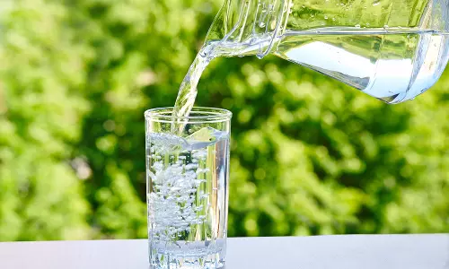 വെള്ളം കുടിച്ചോളൂ...പക്ഷെ അധികമാകേണ്ട