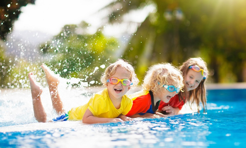 ദുബൈയിൽ ഹോട്ടലുകളിലെ നീന്തൽക്കുളങ്ങളിൽ   കുട്ടികൾക്ക് വിലക്കേർപ്പെടുത്താൻ കാരണമെന്ത്..?