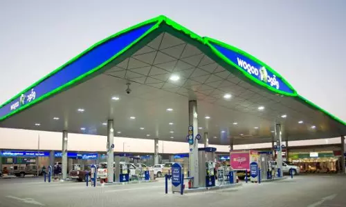 ഖത്തറിൽ പ്രീമിയം പെട്രോളിന്   നാളെ മുതൽ വില വർധിക്കും