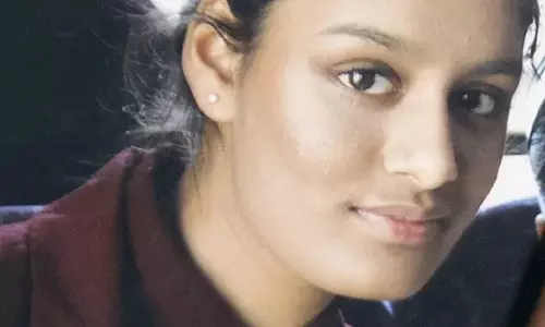 ബ്രിട്ടീഷ് ബാലിക ഷമീമയെ ഐഎസിലേക്ക് റിക്രൂട്ട് ചെയ്തത് കനേഡിയൻ ചാരനെന്ന് ആരോപണം