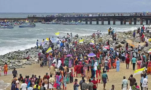 പുനരധിവാസ പാക്കേജ് അംഗീകരിക്കില്ല; വിഴിഞ്ഞം സമരവുമായി മുന്നോട്ടെന്ന് ലത്തീൻ അതിരൂപത