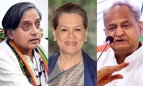 പോരിന് തരൂരും ഗെലോട്ടും; 2000 ആവർത്തിക്കുമോ? ആശങ്കയിൽ ജി 23 ക്യാമ്പ്