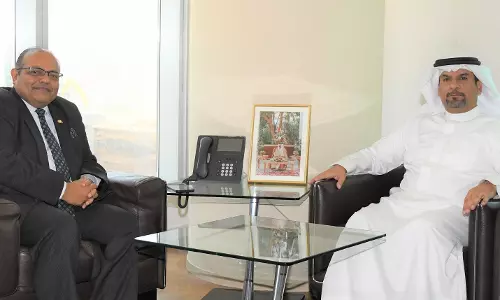 ഇന്ത്യൻ അംബാസഡർ ബഹ്‌റൈൻ   എണ്ണ-പരിസ്ഥിതികാര്യ മന്ത്രിയുമായി കൂടിക്കാഴ്ച നടത്തി