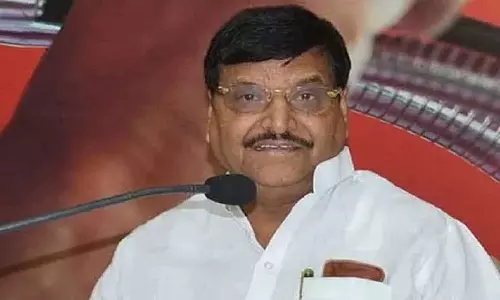 മുലായം സിങ് യാദവിന്റെ സഹോദരൻ ശിവ്പാൽ സിങ് യാദവ് പുതിയ പാർട്ടി പ്രഖ്യാപിച്ചു മുലായം സിങ് യാദവിന്റെ സഹോദരൻ ശിവ്പാൽ സിങ് യാദവ് പുതിയ പാർട്ടി പ്രഖ്യാപിച്ചു