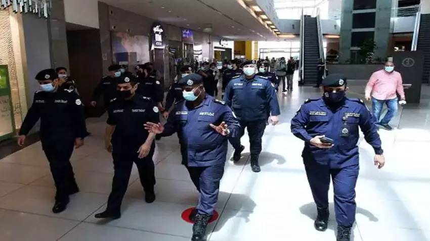 നിയമം ലംഘിക്കുന്നവർ ജാഗ്രതൈ; നാടുകടത്തുമെന്ന് കുവൈത്ത് ആഭ്യന്തര മന്ത്രാലയം നിയമം ലംഘിക്കുന്നവർ ജാഗ്രതൈ; നാടുകടത്തുമെന്ന് കുവൈത്ത് ആഭ്യന്തര മന്ത്രാലയം