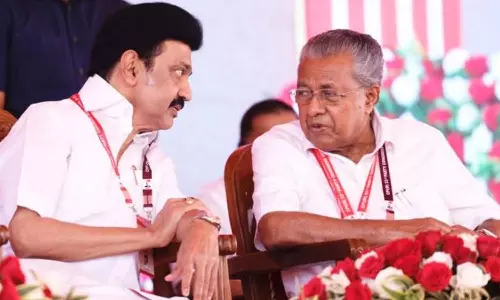 സ്റ്റാലിനുമായി കൂടിക്കാഴ്ച നടത്തി മുഖ്യമന്ത്രി; മുല്ലപ്പെരിയാറടക്കം ചർച്ചയായി