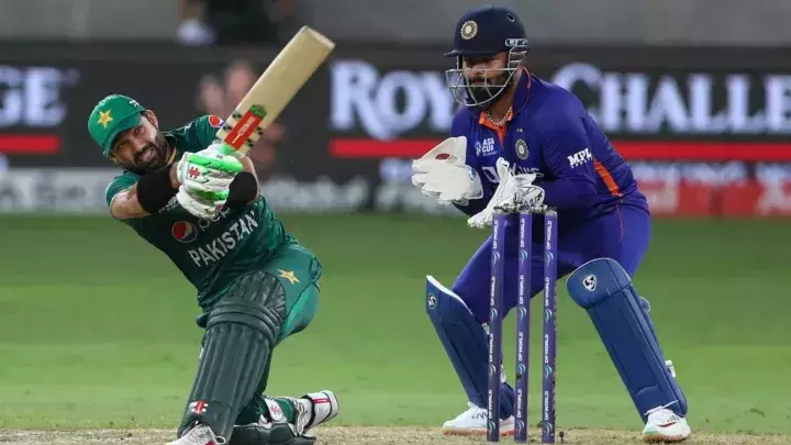 ഒരുബോള്‍ ബാക്കി, സൂപ്പര്‍ ഫോറില്‍ ഇന്ത്യക്ക് തോല്‍വി; പാക് വിജയം അഞ്ച് വിക്കറ്റിന്