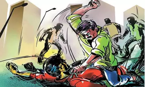 അമിതകൂലി നൽകിയില്ല; അടിമാലിയിൽ ചുമട്ടുതൊഴിലാളികളുടെ മർദനം