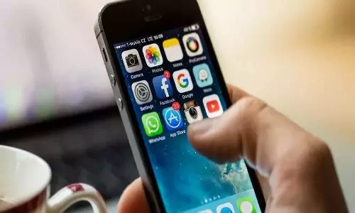 ഇനിയും മാറ്റിയില്ലെ? ചില ഐഫോൺ മോഡലുകളിൽ വാട്സ്ആപ്പ് നിർത്തുന്നു ഇനിയും മാറ്റിയില്ലെ? ചില ഐഫോൺ മോഡലുകളിൽ വാട്സ്ആപ്പ് നിർത്തുന്നു