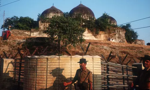 ബാബരി: കോടതിയലക്ഷ്യ കേസ്  അവസാനിപ്പിക്കുമ്പോൾ