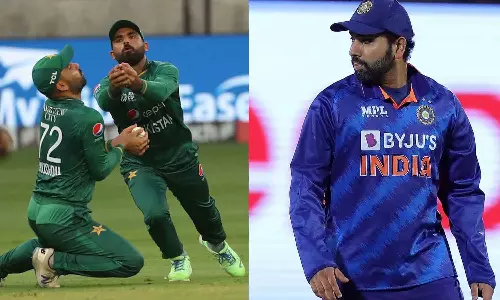 കൈനീട്ടിയത് ഫഖർ, ലഭിച്ചത് ഖുഷ്ദിലിന്: രോഹിതിനെ കിട്ടിയത് ഇങ്ങനെ.... കൈനീട്ടിയത് ഫഖർ, ലഭിച്ചത് ഖുഷ്ദിലിന്: രോഹിതിനെ കിട്ടിയത് ഇങ്ങനെ....