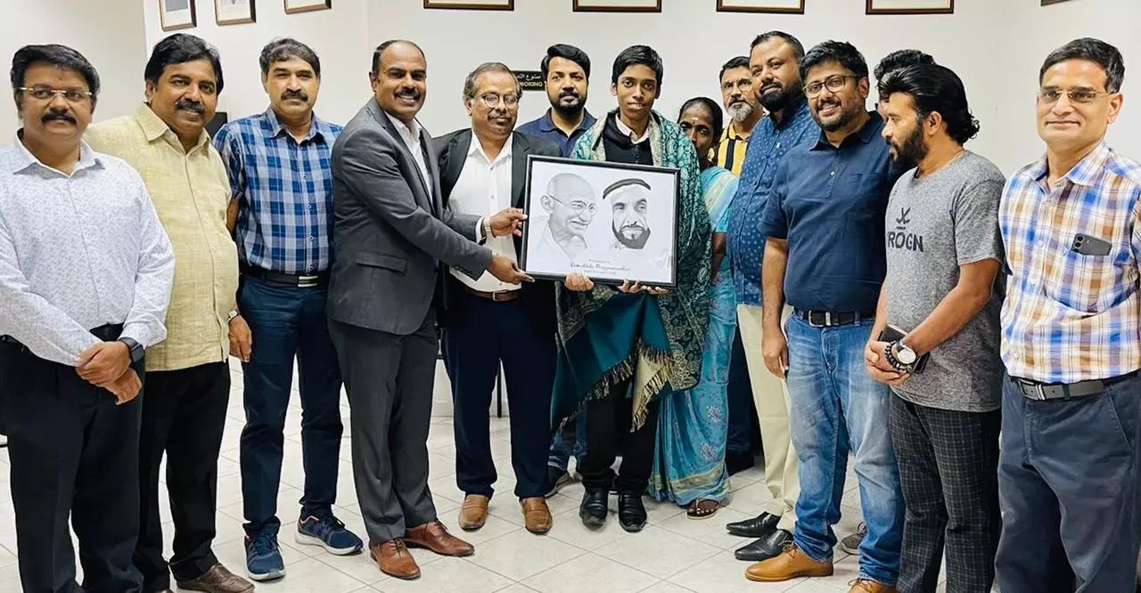 പ്രതിഭ കൊണ്ട് പ്രായത്തെ മറികടന്ന ലിറ്റിൽ ചെസ്സ് മാസ്റ്റർ   പ്രഗ്നനാനന്ദയെ ടീം ടോളറൻസ് യു.എ.ഇ ആദരിച്ചു