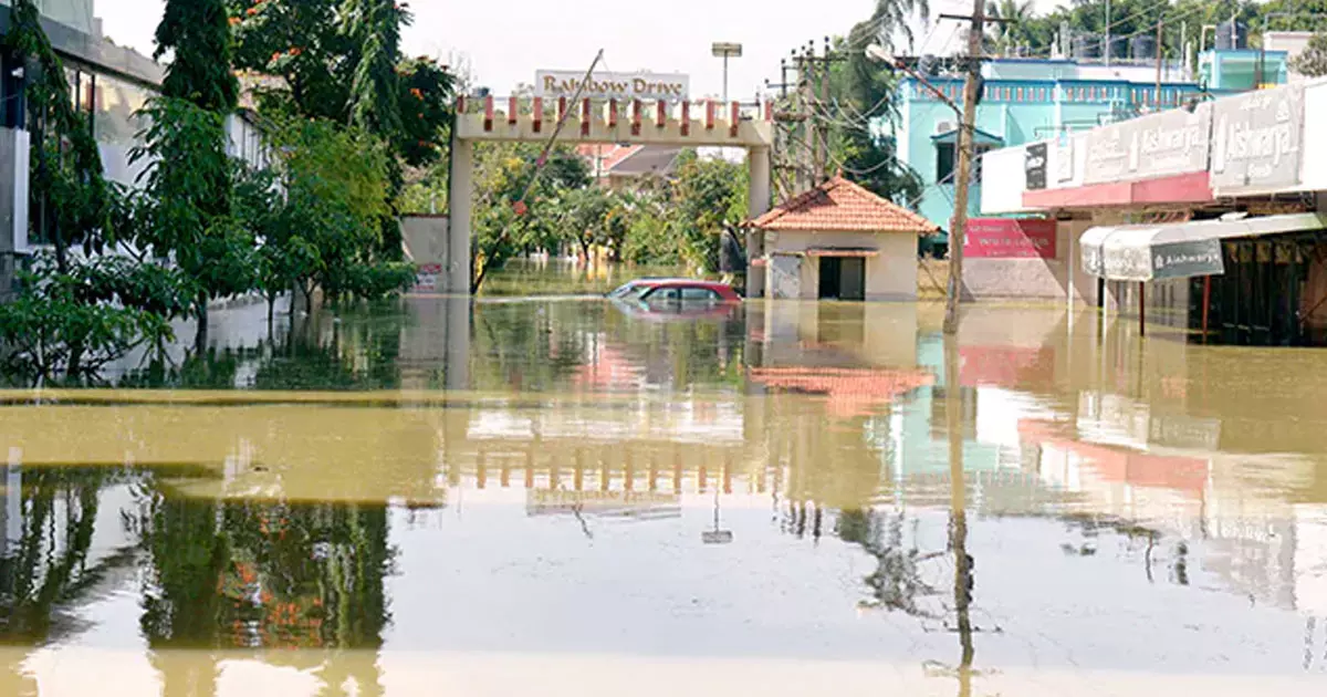 ബെംഗളൂരു പ്രളയം: മുൻ കോൺഗ്രസ് സർക്കാരിനെ കുറ്റപ്പെടുത്തി മുഖ്യമന്ത്രി