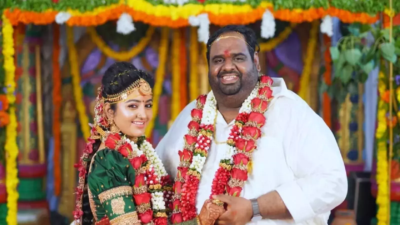 എന്‍റെ പ്രായം 52 അല്ല; ഞാന്‍ 38കാരനും മഹാലക്ഷ്മിക്ക് 35ഉം ആണ്; ഗോസിപ്പുകളോട് പ്രതികരിച്ച് രവീന്ദര്‍ ചന്ദ്രശേഖരന്‍