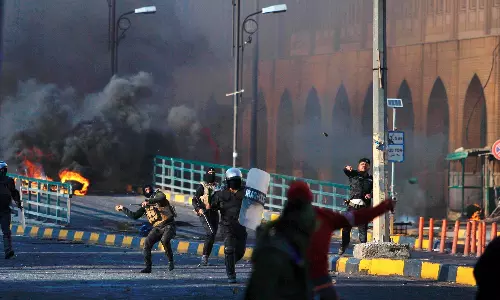 ഇറാഖ് : അസാധ്യമായ സമാധാനത്തിനായുള്ള ശാശ്വത യുദ്ധം