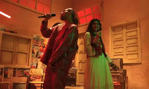 പസൂരി : അതിർത്തികൾക്കപ്പുറത്തെ വേദനകൾ ശമിപ്പിക്കുന്ന മാന്ത്രിക സംഗീതം