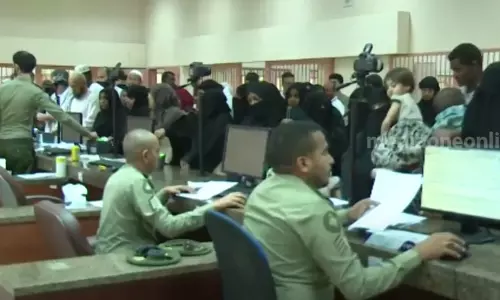 സൗദിയിലെ വിദേശ തൊഴിലാളികളുടെ സ്പോണ്സർഷിപ്പ് മാറ്റം; മന്ത്രാലയം കൂടുതൽ ഇളവുകൾ പ്രഖ്യാപിച്ചു