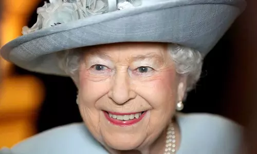 എലിസബത്ത് ഇനി ചരിത്രം