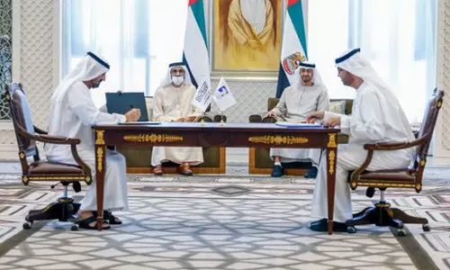 വൈദ്യുതി ഉൽപാദനത്തിന് ഗ്യാസ്; ദുബൈയും അബുദാബിയും കരാറായി