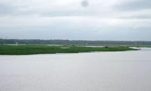 പുഴയിൽ കുളിക്കാനിറങ്ങിയ 70കാരിയെ കാണാതായി പുഴയിൽ കുളിക്കാനിറങ്ങിയ 70കാരിയെ കാണാതായി