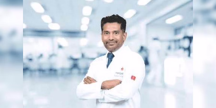 കാര്‍ ഗതാഗതക്കുരുക്കില്‍; ശസ്ത്രക്രിയ നടത്താനായി മൂന്നു കി.മീ ഓടി ആശുപത്രിയിലെത്തി ഡോക്ടര്‍