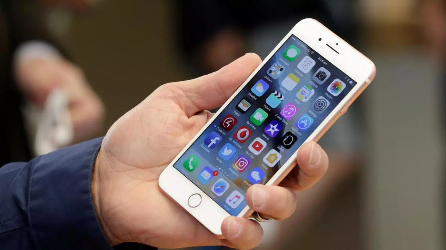 സോഷ്യൽ മീഡിയ വഴി വ്യാജ വിസാ വാഗ്ദാനം; യുവാവിന് തടവ് ശിക്ഷ സോഷ്യൽ മീഡിയ വഴി വ്യാജ വിസാ വാഗ്ദാനം; യുവാവിന് തടവ് ശിക്ഷ