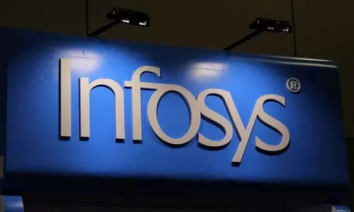 ജീവനക്കാർ മറ്റു ജോലികളിലേർപ്പെട്ടാൽ പിരിച്ചുവിടൽ അടക്കം കർശന നടപടി; മുന്നറിയിപ്പുമായി ഇൻഫോസിസ്